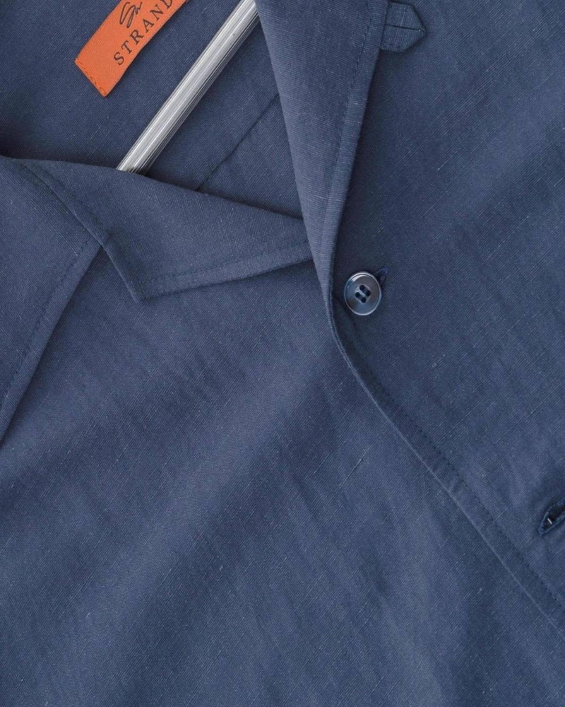 Рубашка из льна с коротким рукавом