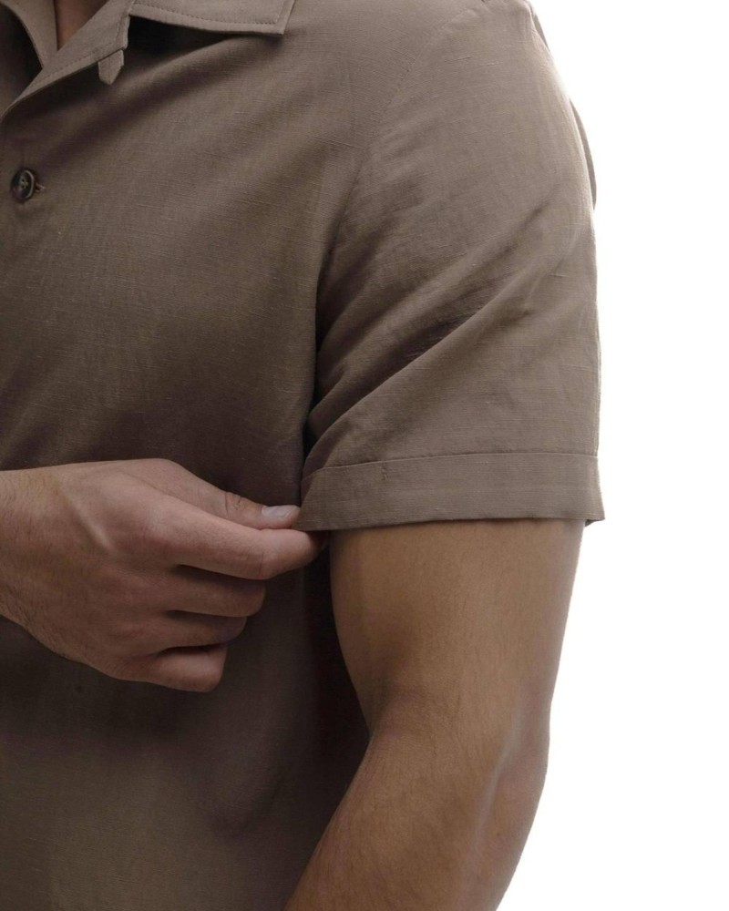 Рубашка из льна с коротким рукавом