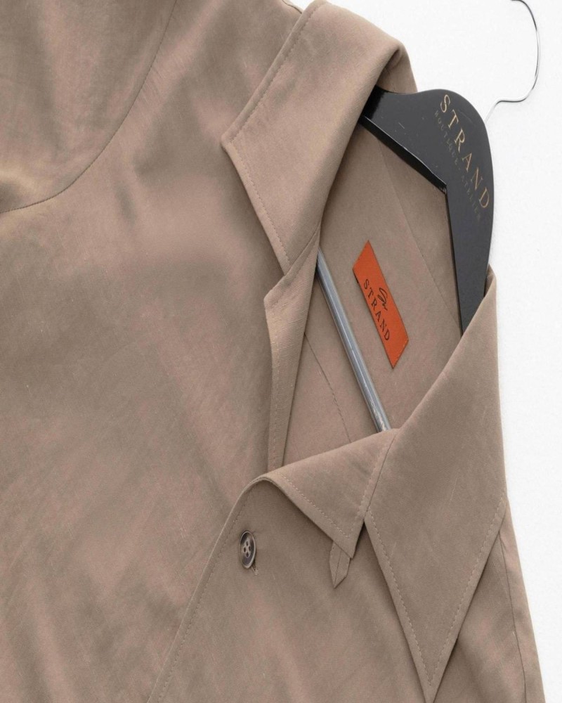 Рубашка из льна с коротким рукавом