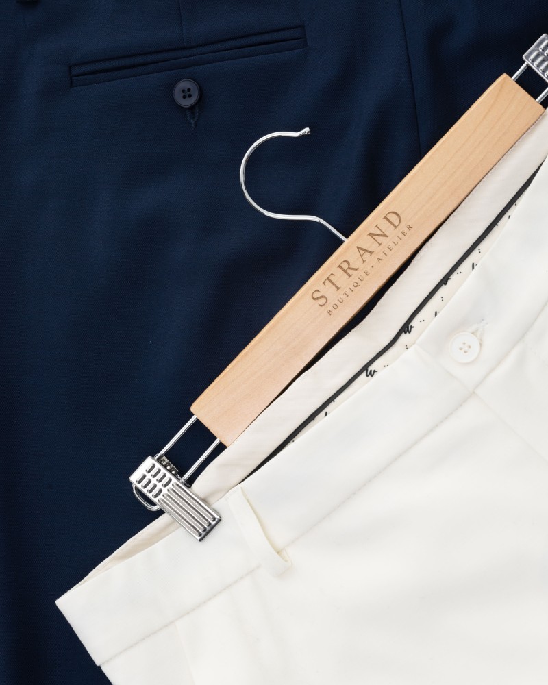 Шорты из костюмной ткани с манжетами